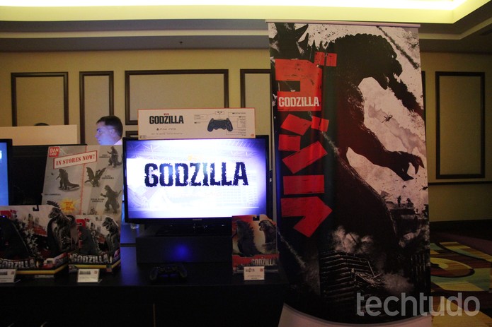 Testamos o Godzilla, game inspirado no filme do "Rei dos Monstros" (Foto: Anna Kellen Bull/TechTudo)