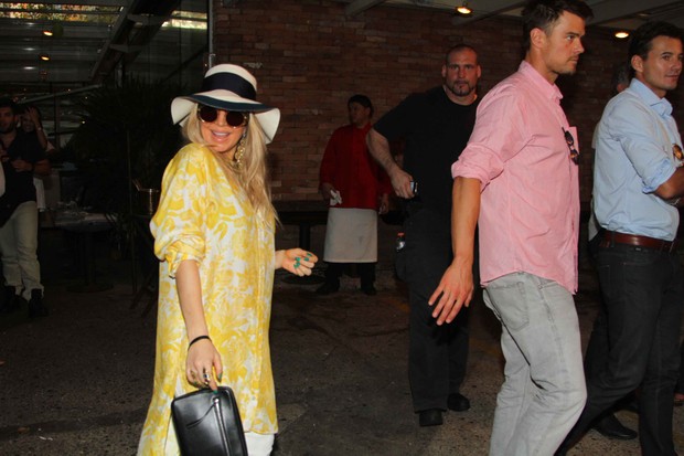 Fergie e o marido Josh Duhamel em SP (Foto: Thiago Duran/AgNews)