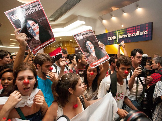 protesto yoani (Foto: Leo Martins/Frame/Estadão Conteúdo)