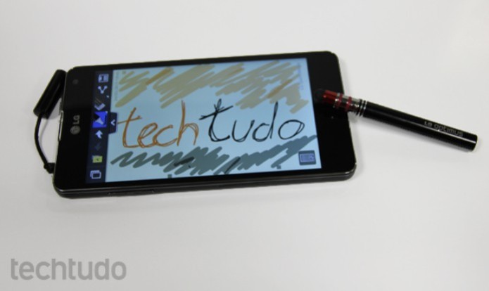 LG Optimus G traz "Quick Memo", que pode ser utilizado com canetinha (Foto: Elson de Souza/TechTudo) LG Optimus G traz "Quick Memo", que pode ser utilizado com canetinha (Foto: Elson de Souza/TechTudo)