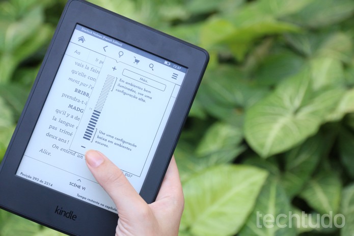 Kindle 2 (Foto: Maria Clara Pestre/TechTudo) Kindle 2 (Foto: Maria Clara Pestre/TechTudo)