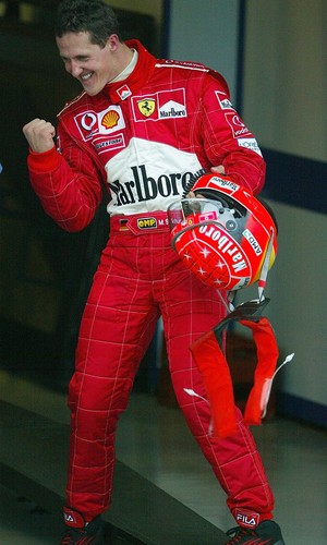 Com pontuação dobrada na última prova, Michael Schumacher não comemoraria título de 2003 (Foto: Getty Images)