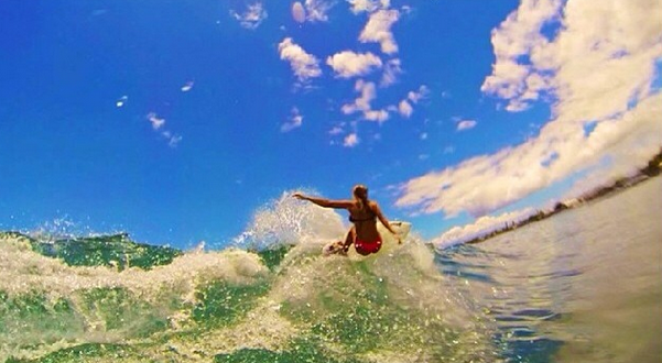 Jimena Ochoa, surfe (Foto: Reprodução/Instagram)