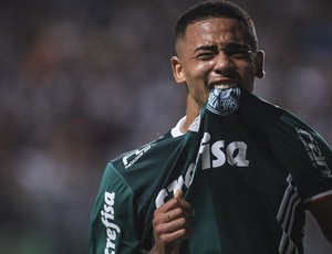 Gabriel Jesus é único a jogar no Brasil em top 100 de jornal inglês
