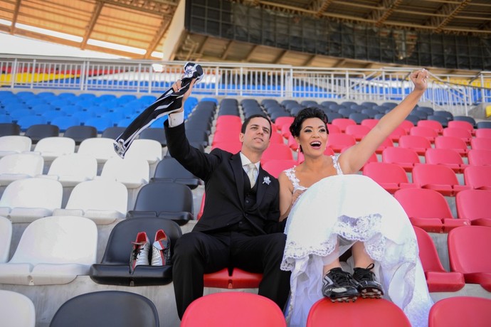 Ronyer Fernandes e Gabriela Braguinia, riobranquenses que se casaram no Kleber Andrade (Foto: Camila Lima/Divulgação)