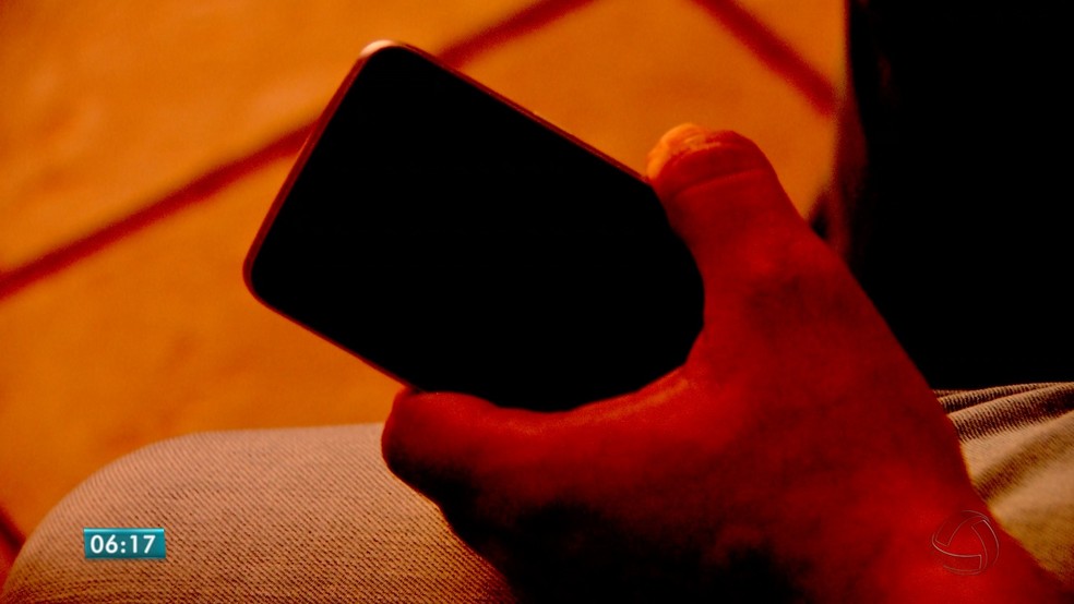  Pai encontrou mensagens que pedófilo mandava para menina de 9 anos e o denunciou para a polícia (Foto: Reprodução/TVCA)