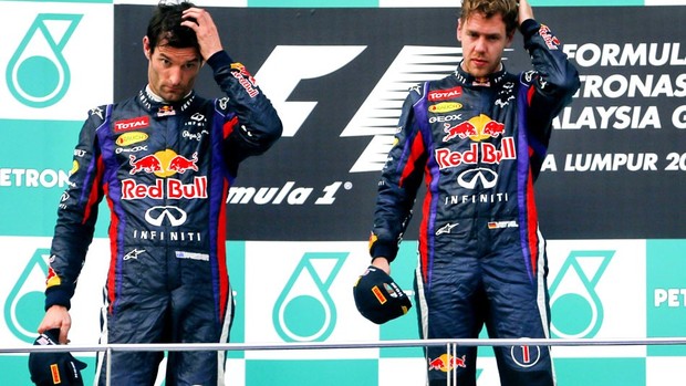 Mark Webber Sebastian Vettel RBR pódio GP Malásia Fórmula 1 2013 (Foto: Agência EFE)