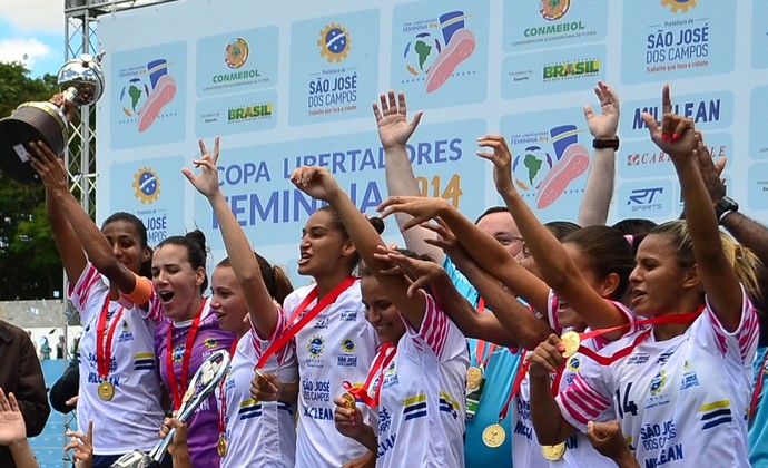 São José feminino campeão Libertadores 2014 (Foto: Tião Martins/ PMSJC)