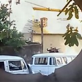 Vídeo mostra roubo a carros em Santa Teresa (Vídeo mostra roubos a carros em Santa Teresa (Reprodução))