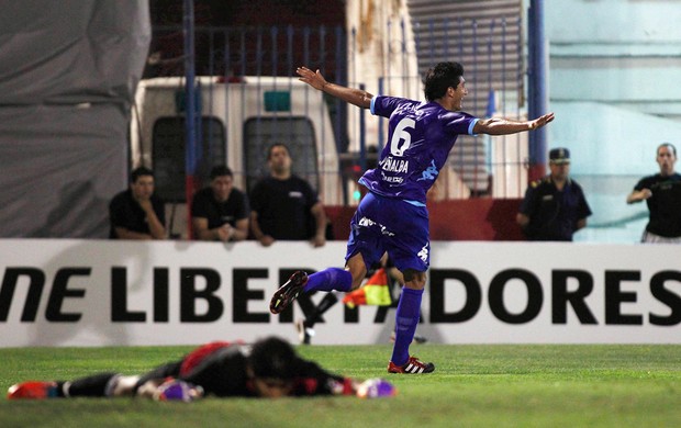 Gabriel Penalba gol Tigre (Foto: Reuters)