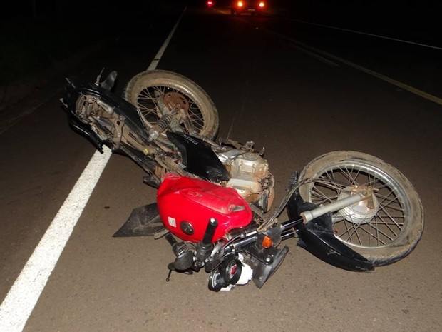 Motociclista foi atropelado e morreu na hora (Foto: Divulgação/ ItapoNews)