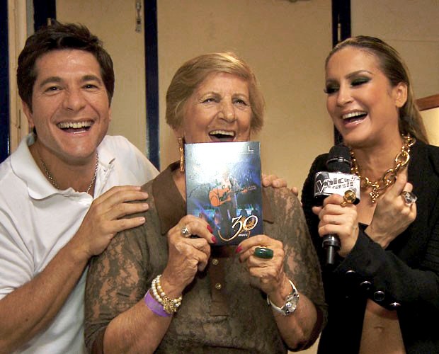 Daniel, Maria Creuza e Claudia Leitte se divertem no camarim (Foto: (Foto: TV Globo))