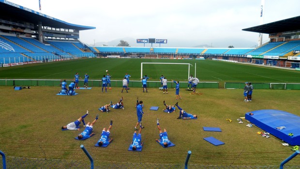 Treino físico do Avaí na Ressacada (Foto: João Lucas Cardoso / GLOBOESPORTE.COM)