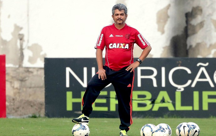 Ney Franco no treino do Flamengo (Foto: Cezar Loureiro / Agência O Globo)