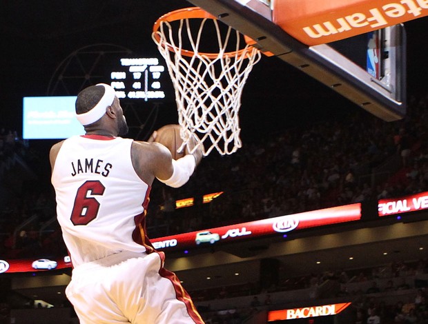 Basquete NBA - LeBron James, Miami Heat x Charlotte Bobcats (Foto: Getty Images)