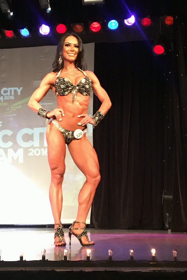 Graciella Carvalho ganha concurso fitness nos EUA (Foto: Arquivo Pessoal)