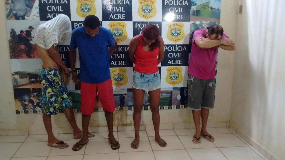 Ao todo nove pessoas foram presas (Foto: Aline Nascimento/G1)