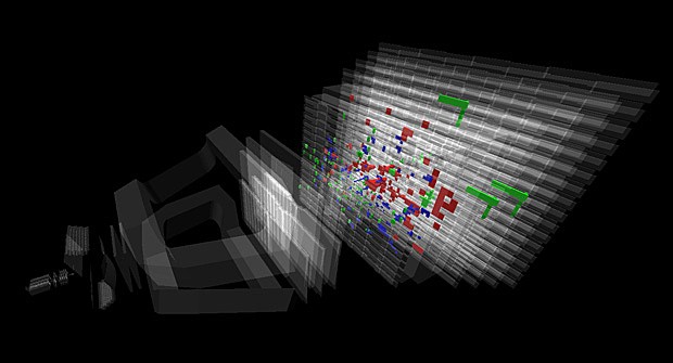 Controle de computador mostra colisão com energia de 13 TeV detectada pelo experimento LHCb, no acelerador de partículas LCH (Foto: Colaboração LHCb)