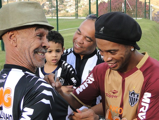 Ronaldinho, Atlético-MG (Foto: Leonardo Simonini / Globoesporte.com)