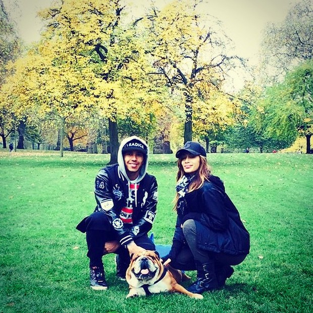 Ego Nicole Scherzinger Manda Recado Para Lewis Hamilton Em Rede Social Noticias De Famosos