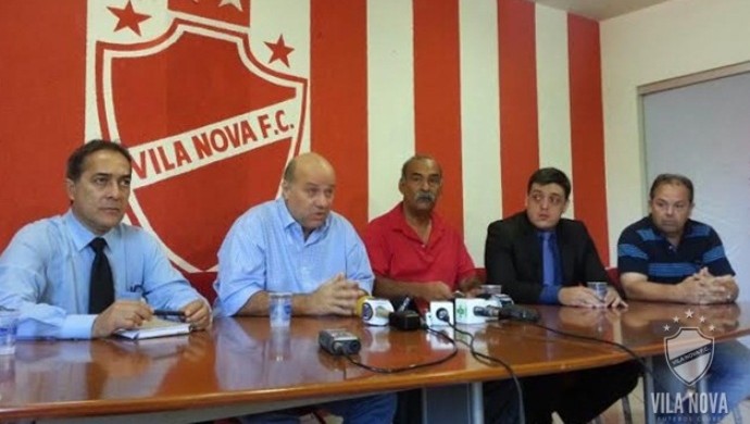 Diretoria do Vila Nova - caso Robston (Foto: Divulgação / Vila Nova F.C.) Diretoria do Vila Nova - caso Robston (Foto: Divulgação / Vila Nova F.C.)
