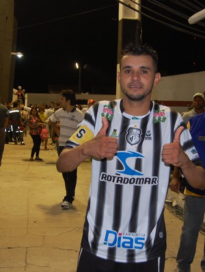 Júnior Barbosa, lateral do Treze (Foto: Jackson Rodinneli / TV Paraíba)