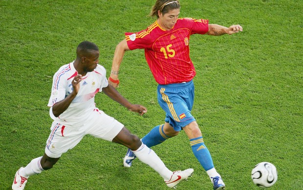 Sergio Ramos - França  X Espanha - Copa 2006 (Foto: Getty Images)
