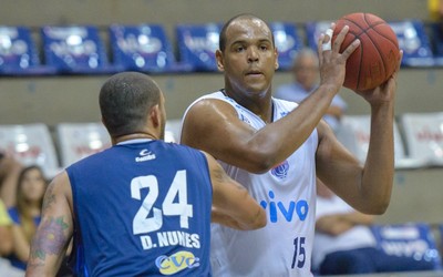 Paulão Prestes, pivô do Franca Basquete (Foto: Newton Nogueira / LNB) Paulão Prestes, pivô do Franca Basquete (Foto: Newton Nogueira / LNB)