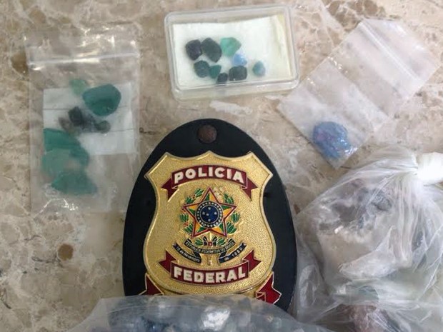 Pedra turmalina paraíba pode chegar ao valor de R$ 3 milhões, segundo a Polícia Federal (Foto: Divulgação/Polícia Federal)