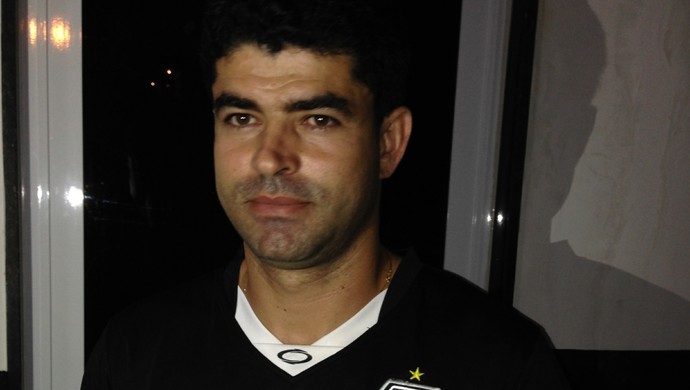 Ari Barros, gerente de futebol do Treze (Foto: Silas Batista / GloboEsporte.com)