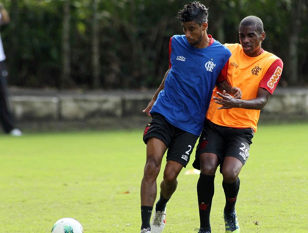 Léo Moura treino Flamengo (Foto: Maurício Val / Vipcomm)