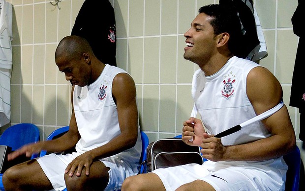 Elias e André Santos treino Corinthians arquivo (Foto: Daniel Augusto Jr. / Ag. Corinthians)