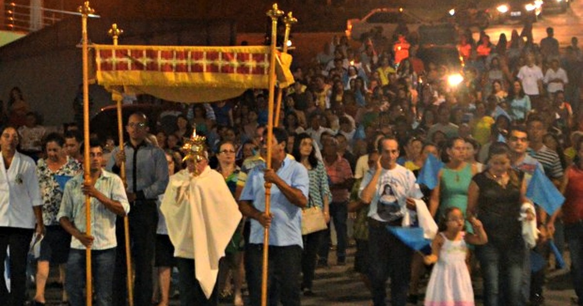 G Em Cruzeiro Do Sul Prociss O De Corpus Christi Re Ne Mais De Mil