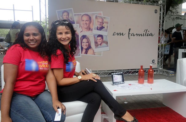 Lançamento 'Em Família' (Foto: Katylenin França/TV Clube)
