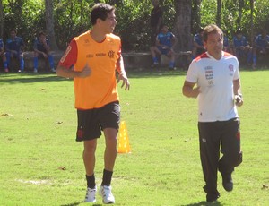 Adryan treina normalmente (Foto: Janir Junior / Globoesporte.com)