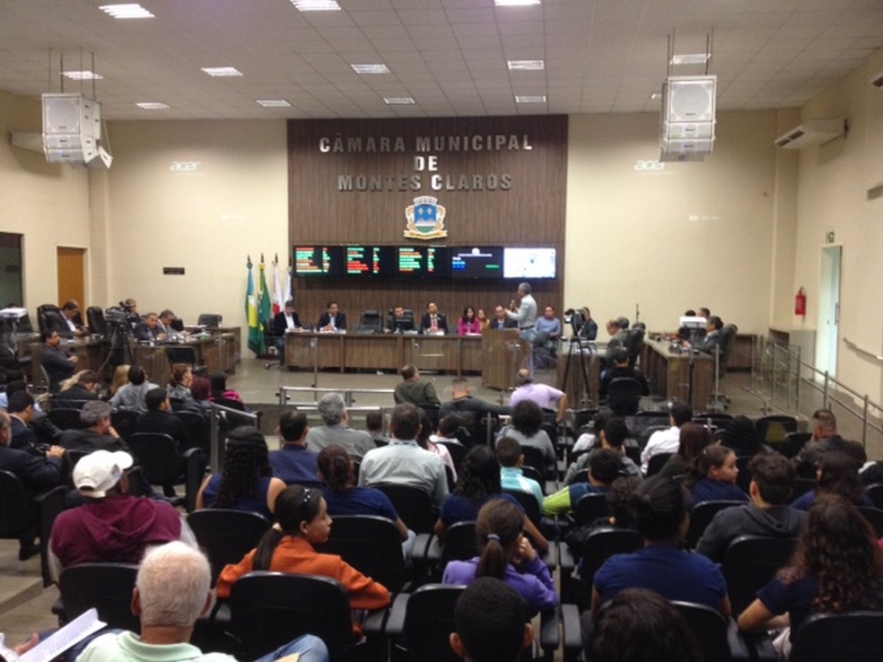 Audiência discute proposta na Câmara de Vereadores (Foto: Valdivan Veloso/G1)
