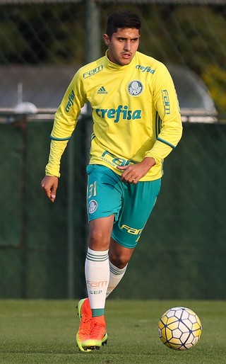 Thiago Martins volta ao palco de sua estreia no Verdão