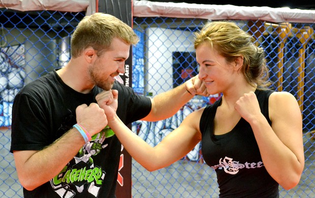 casal Miesha Tate e Bryan Caraway treino MMA (Foto: Adriano Albuquerque / Sportv.com)