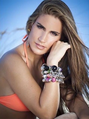 Fabiana Leis trabalha como secretária do presidente do Uruguai (Foto: Reprodução/Twitter/Fabiana Leis)