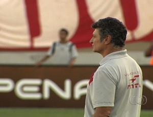 Darío Pereyra, técnico do Vila Nova (Foto: Reprodução/TV Anhanguera)