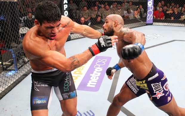 Ronny Markes x Yoel Romero UFC MMA (Foto: Getty Images)