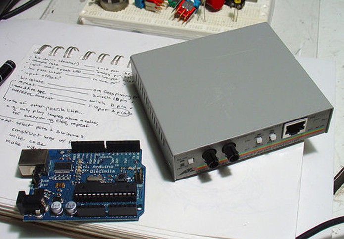 Pedal de guitarra feito com Arduino (Foto: Reprodução/Instructables)