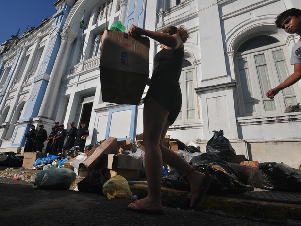 Lixo prefeitura de Natal (Foto: MAGNUS NASCIMENTO/TRIBUNA DO NORTE/ESTADÃO CONTEÚDO)