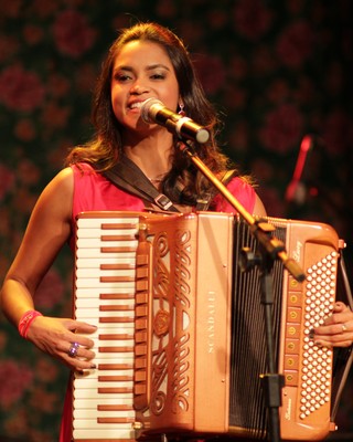 Lucy Alves (Foto: Divulgação)