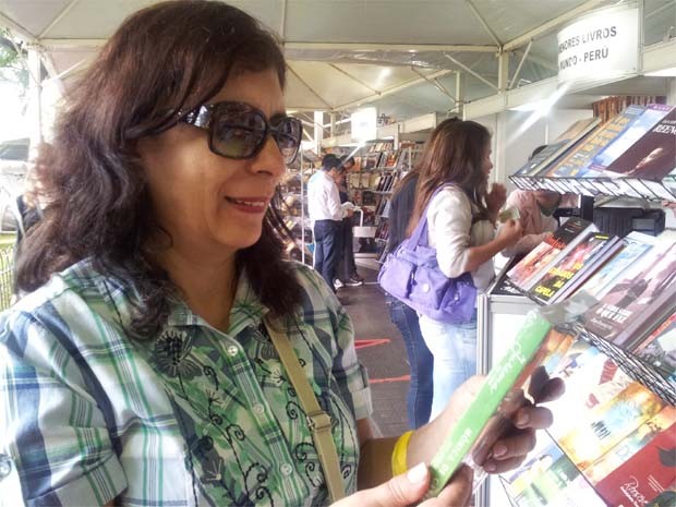 Público reclama dos preços da 12ª Feira Nacional do Livro em Ribeirão (Foto: Luara Gallacho/G1)