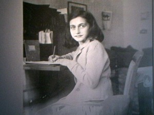 Anne Frank (Foto: reprodução Globo News)