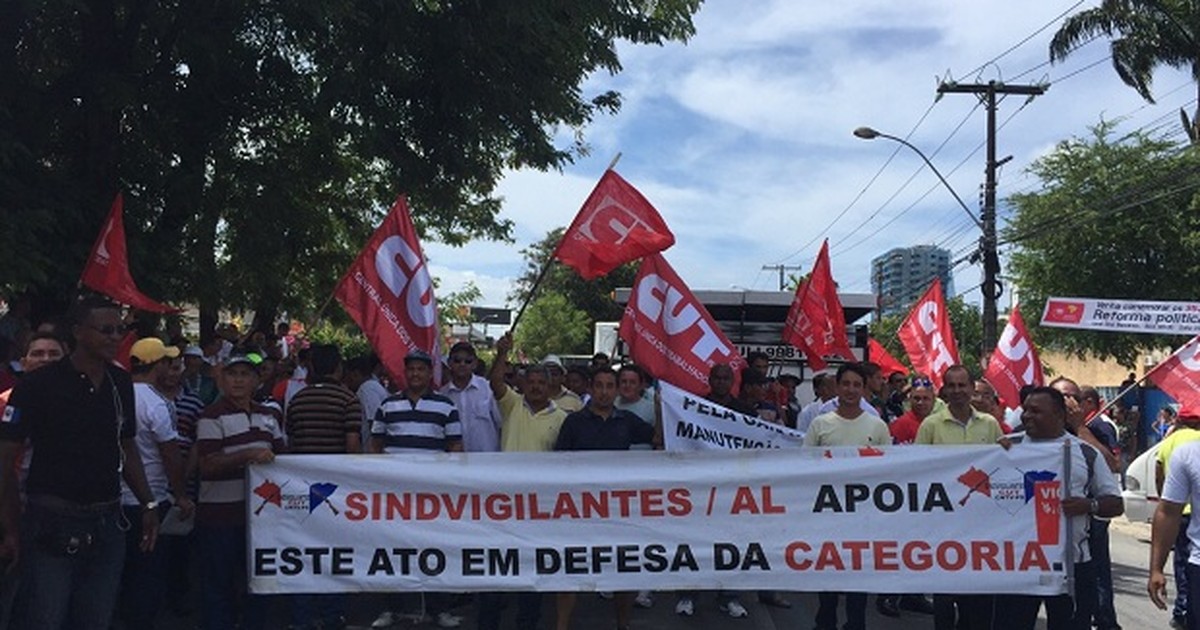 G Vigilantes Fecham Parte Da Av F Lima Contra Demiss O De