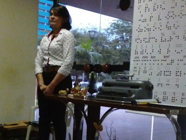 Deficiente visual dá aulas adaptadas para cegos desde 2015 (Foto: Maria Dinalva/Arquivo pessoal)