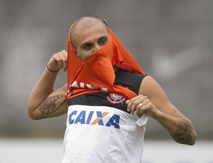 Fábio Santos treino Corinthians (Foto: Daniel Augusto Jr. / Ag. Corinthians)