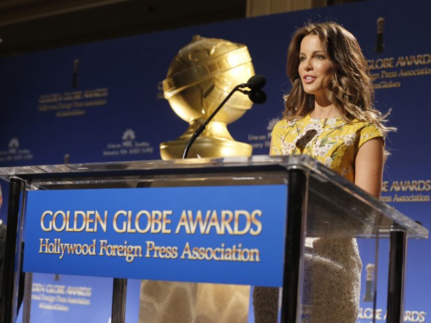 A atriz Kate Beckinsale anuncia, nesta quinta-feira (11), indicados do Globo de Ouro 2015, em evento no Beverly Hills Hotel, em Bervelly Hills, Califórnia (Foto: Todd Williamson/Invision/AP)